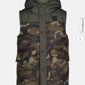 Boys' UA Hooded Cargo Vest - camo